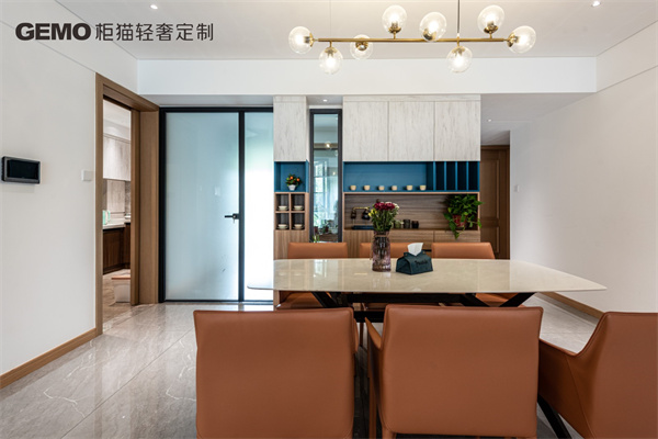 現(xiàn)代法式軟裝風格有什么特點？
