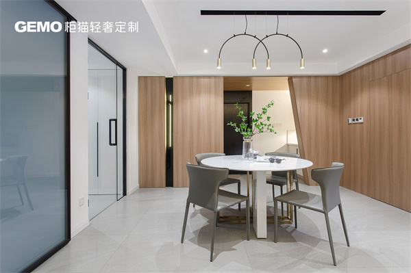 成品家具店轉行做輕奢定做家具怎么樣？適合嗎？